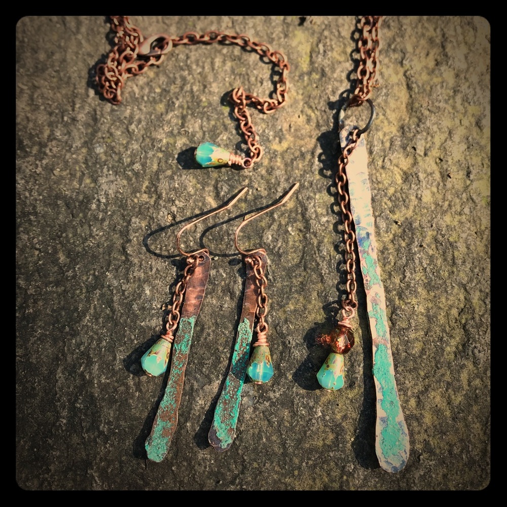 Handmade hammered copper earring and necklace set